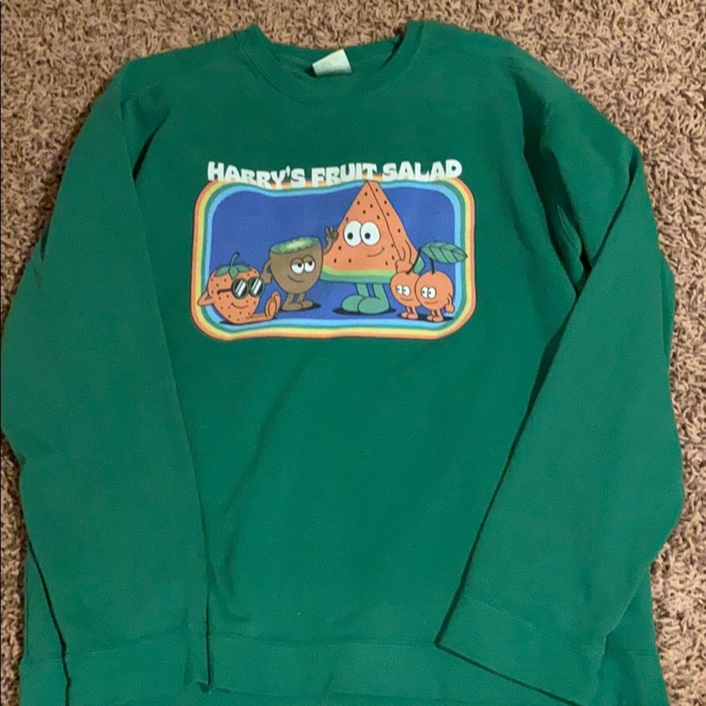 Shoplovesimply crewneck
